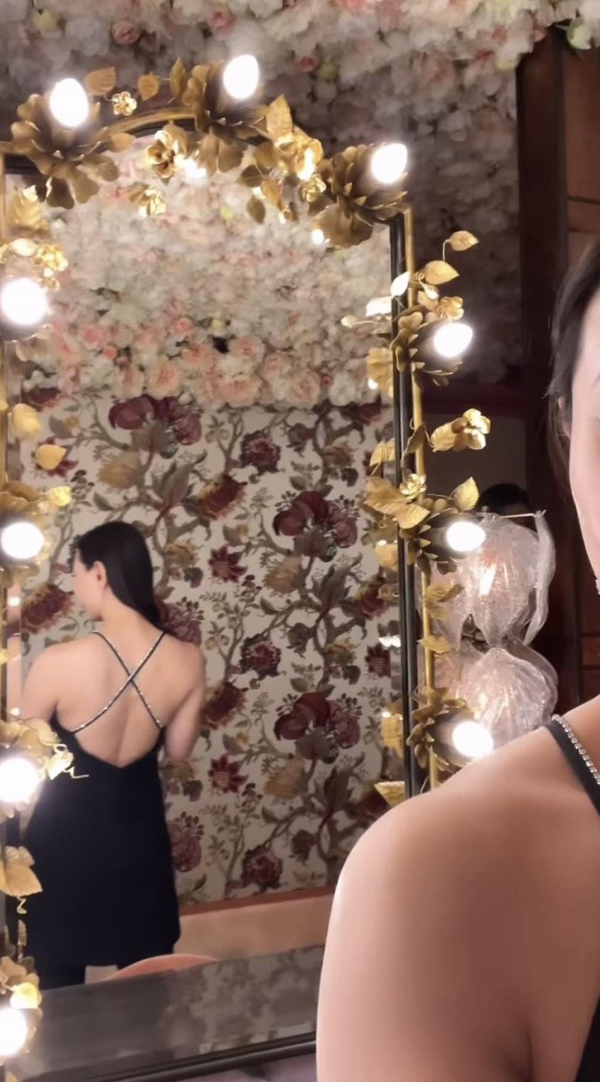 袁嘉敏戰鬥格上陣。