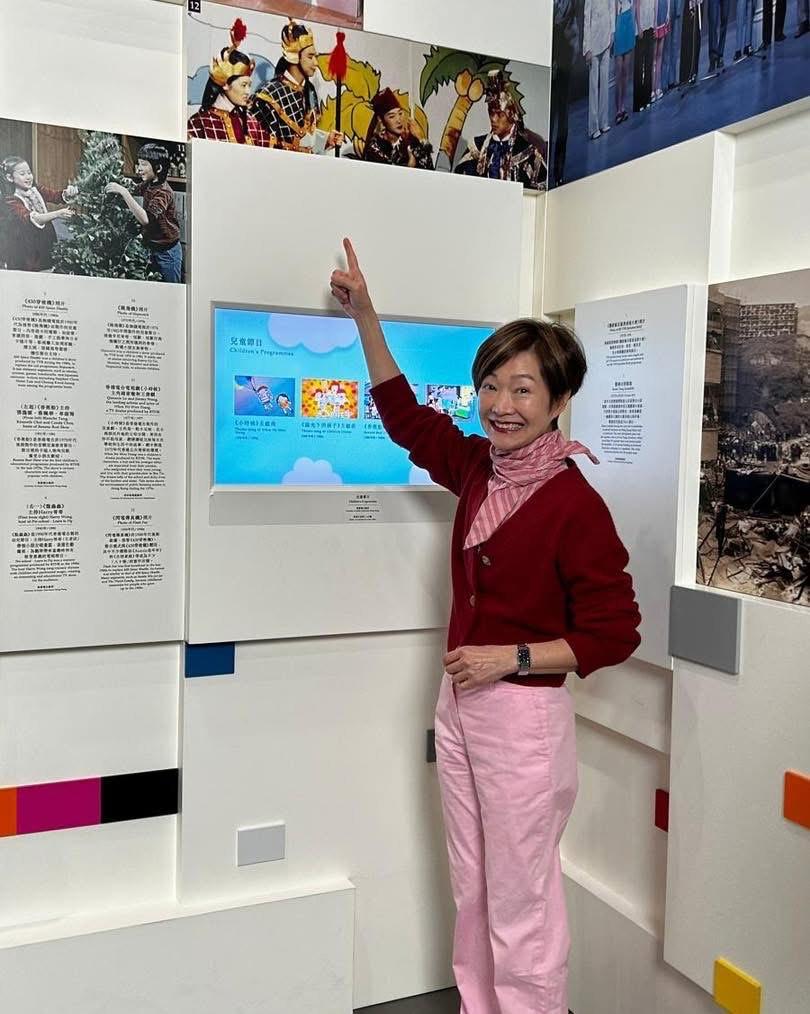 61歲譚玉瑛日前「斷腳」入院 ,自爆跑樓梯出事 。