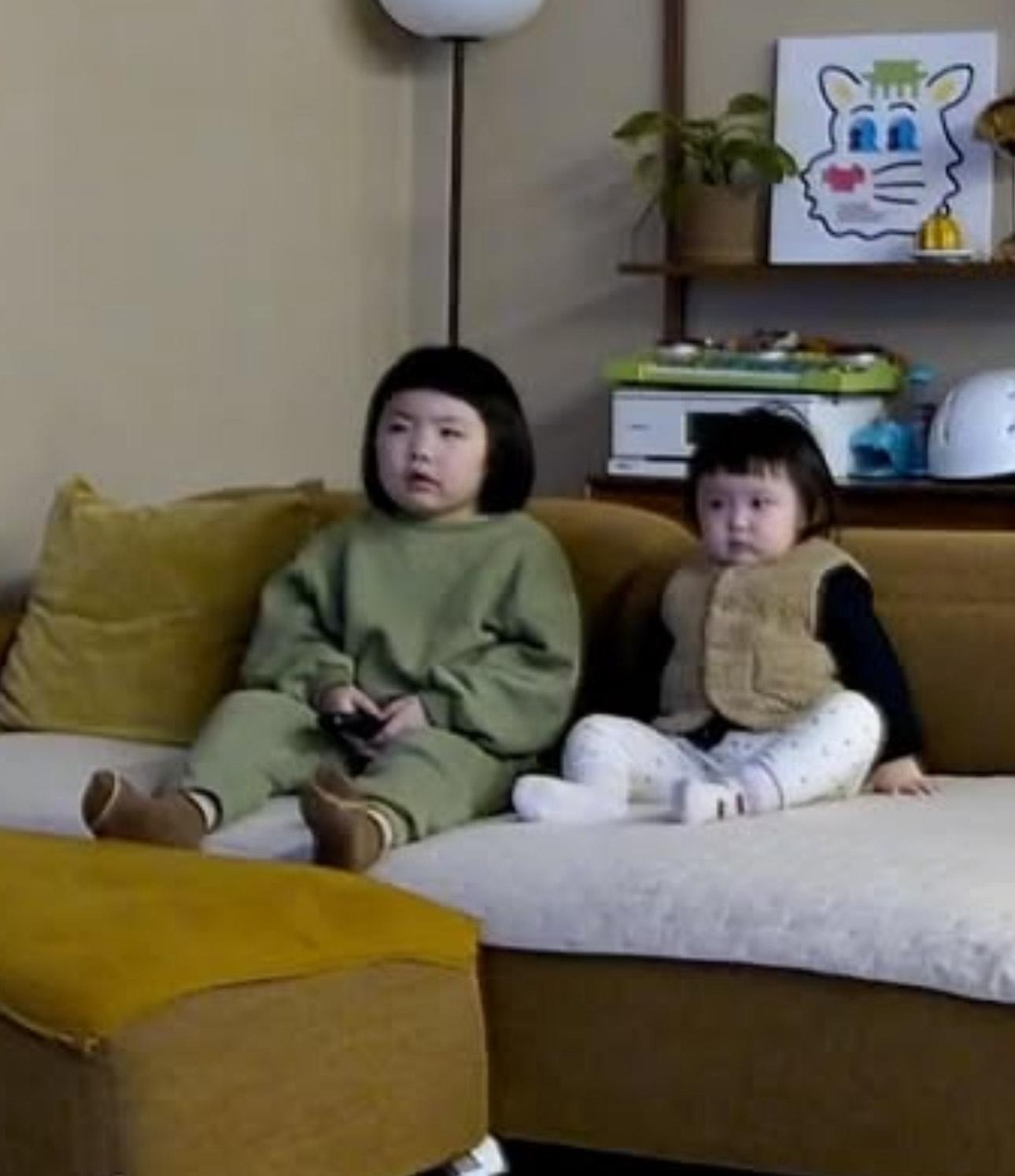 李璨琛爆Lucy多男同學埋身,更被摸手仔。