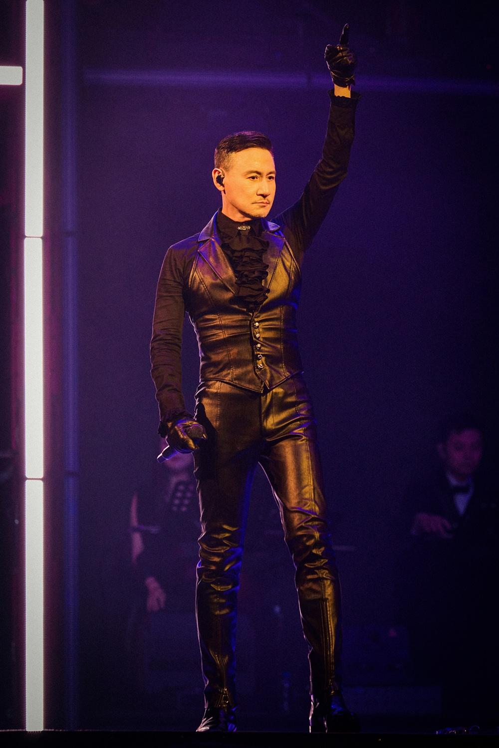 張學友在海口舉行第218場《張學友60+巡迴演唱會》。