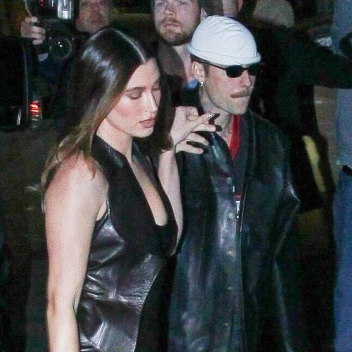 Justin Bieber出席妻子Hailey的品牌快閃店開幕時,精神絞狀態欠佳。(網上圖片)