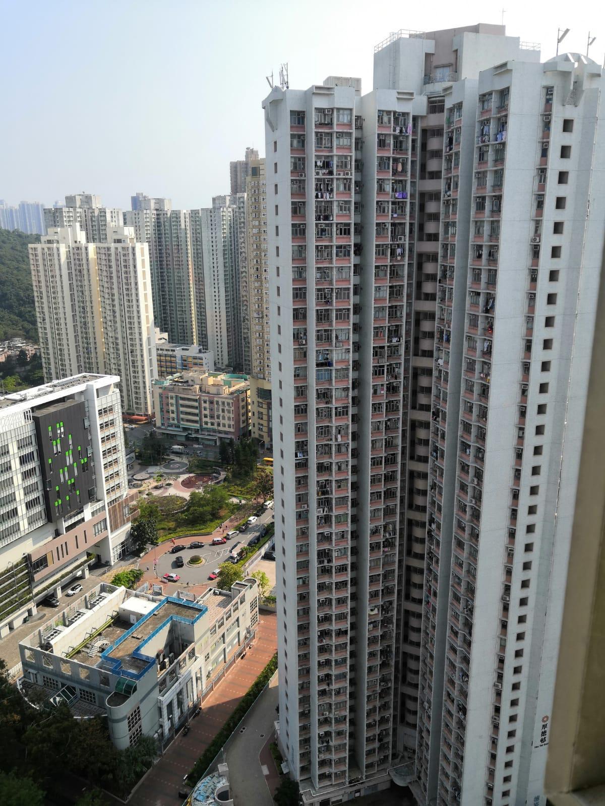 單位座向東南,外望開揚市景和樓景。(代理提供)