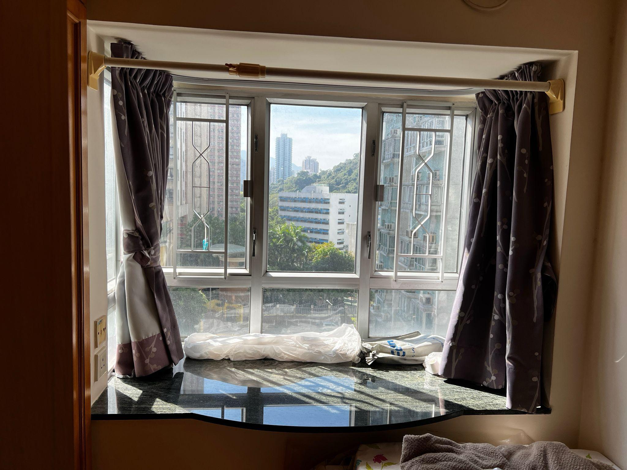 單位座向西南,景觀主要望樓景和園景。(代理提供)