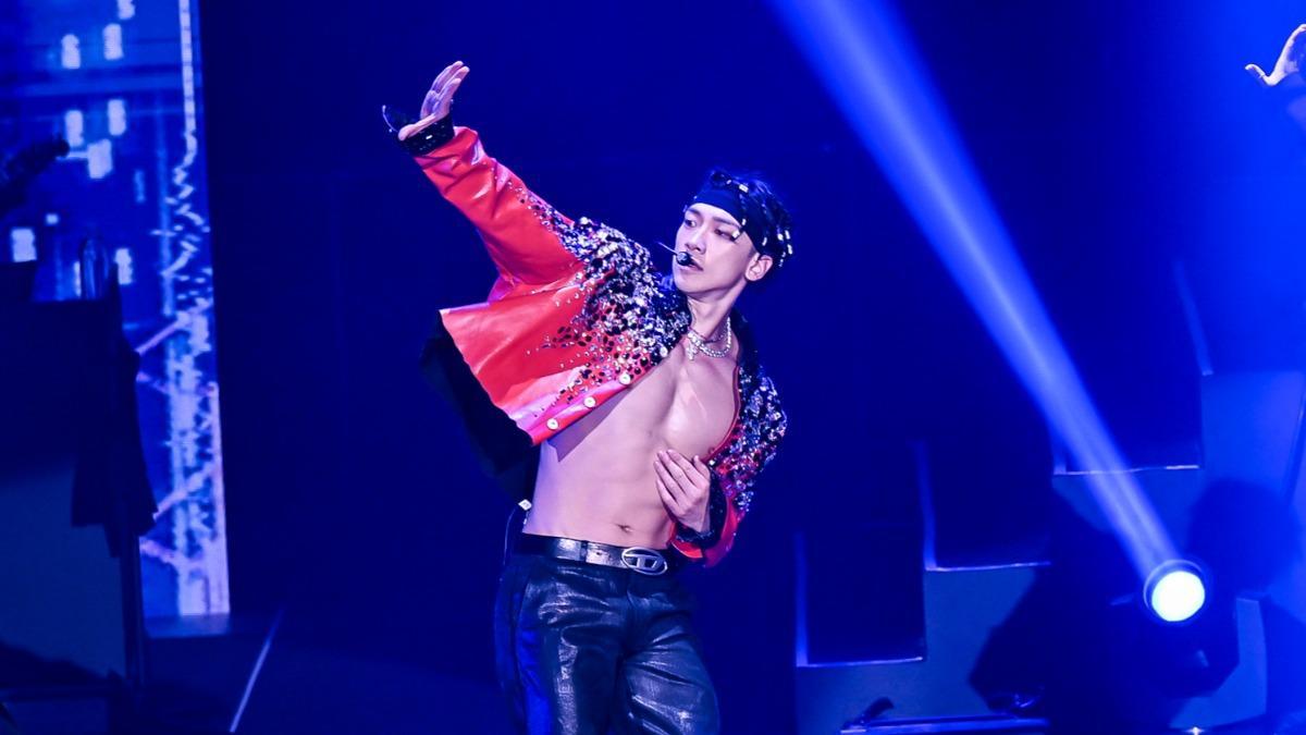 Rain昨日在台灣高雄上演了一場非常精彩的演出。