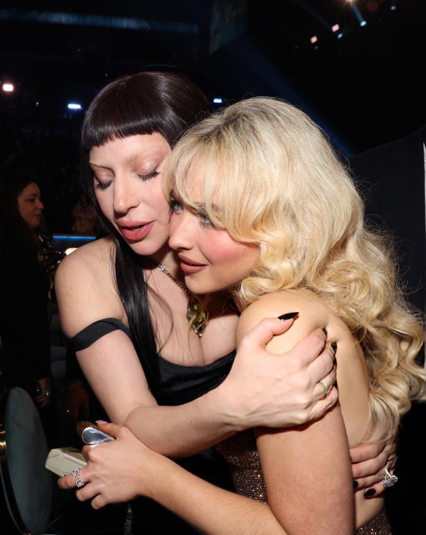 Lady Gaga當Sabrina Carpenter妹妹咁愛鍚。