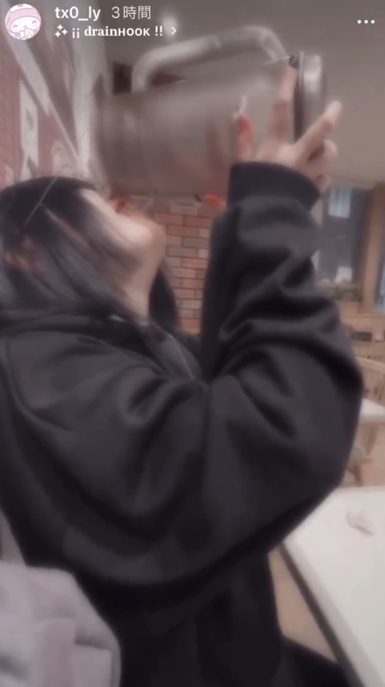 對此,Sukiya總公司已報案處理。(影片截圖)