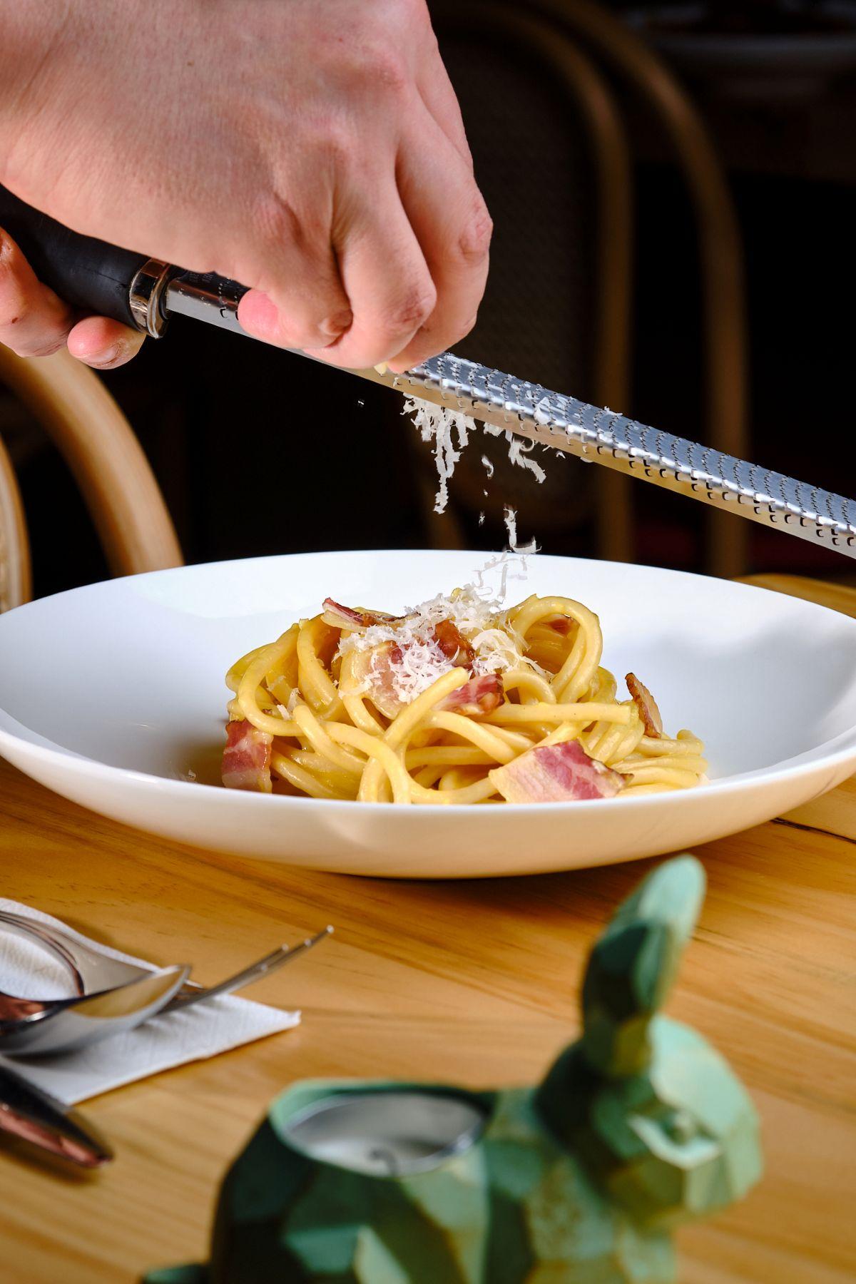 餐廳供應一系列北意風味意粉,以肉類、菇菌、忌廉入饌。