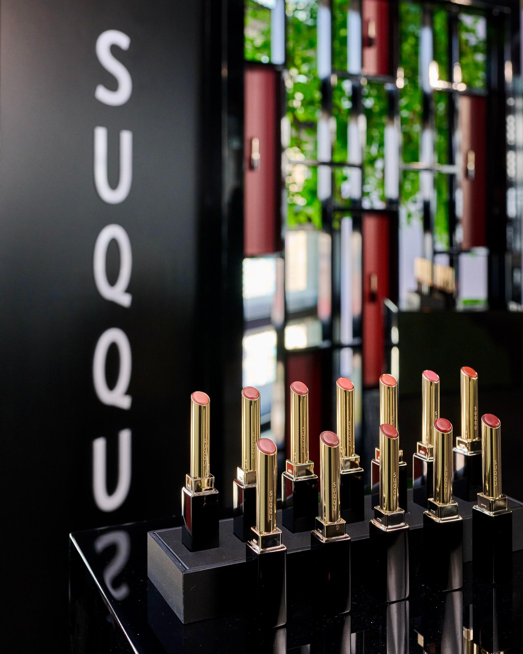 春妝2025|SUQQU 晶采絲絨唇膏 $430