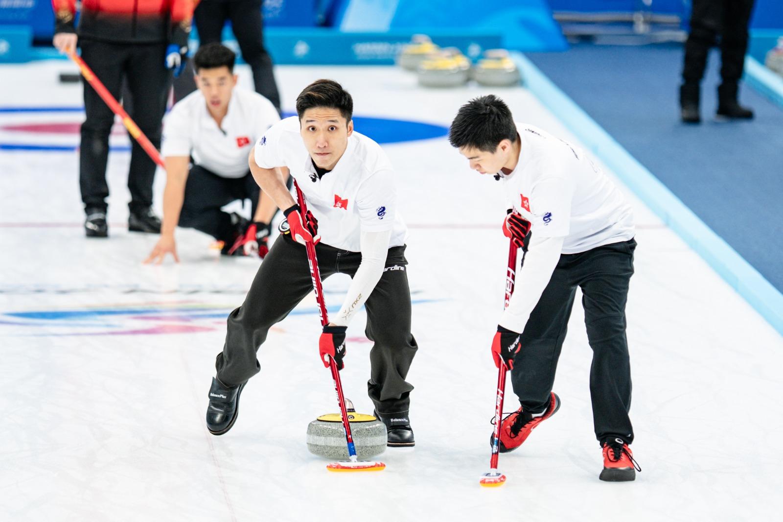 亞冬運|香港隊男子冰壺銅牌戰負國家隊 無緣獎牌。(相片由港協暨奧委會提供)