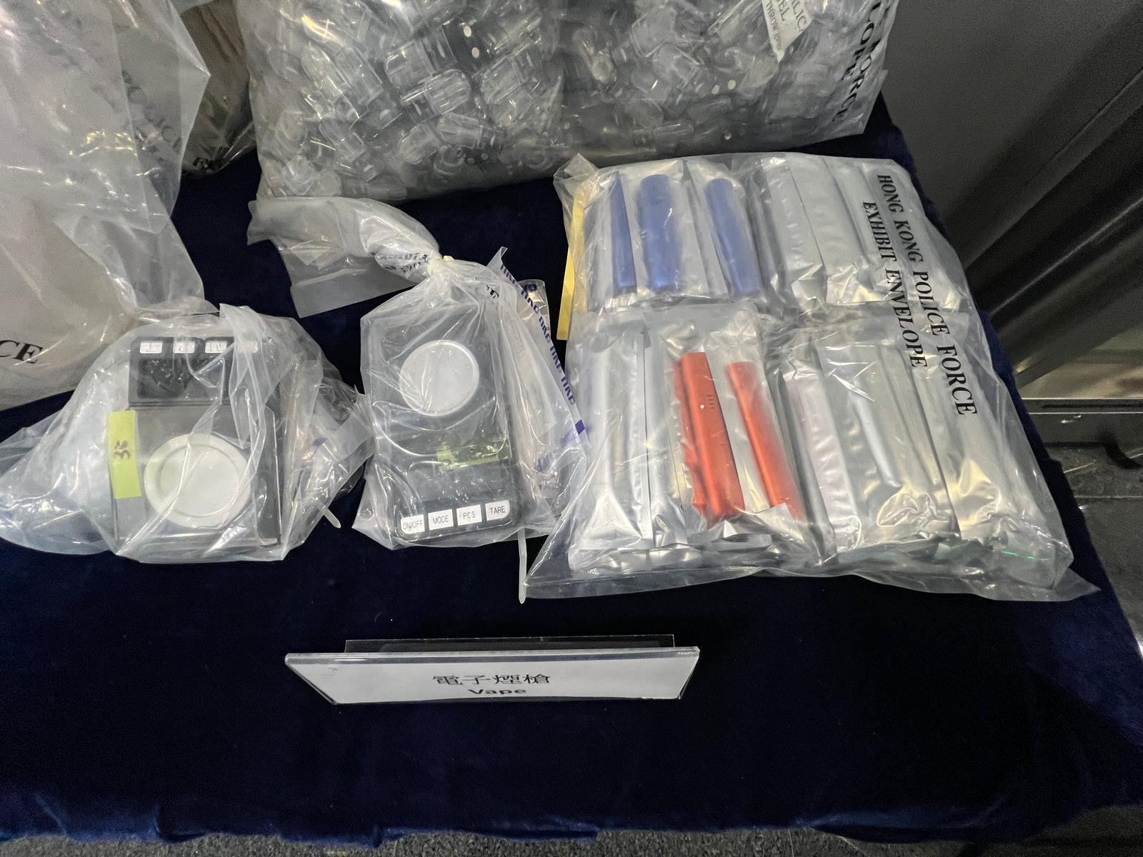 警方檢獲一批製毒工具。