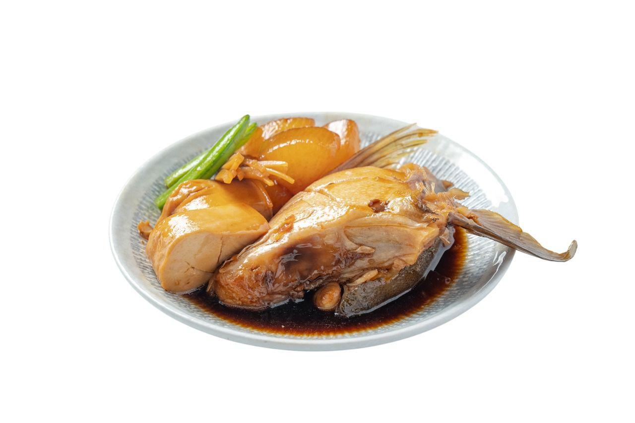 汁煮油甘魚鮫 油甘魚鮫充分吸收醬汁的精華,魚肉入口即化。