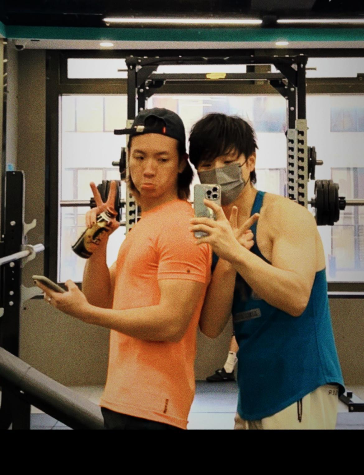 兩人私底下亦是gym buddy。
