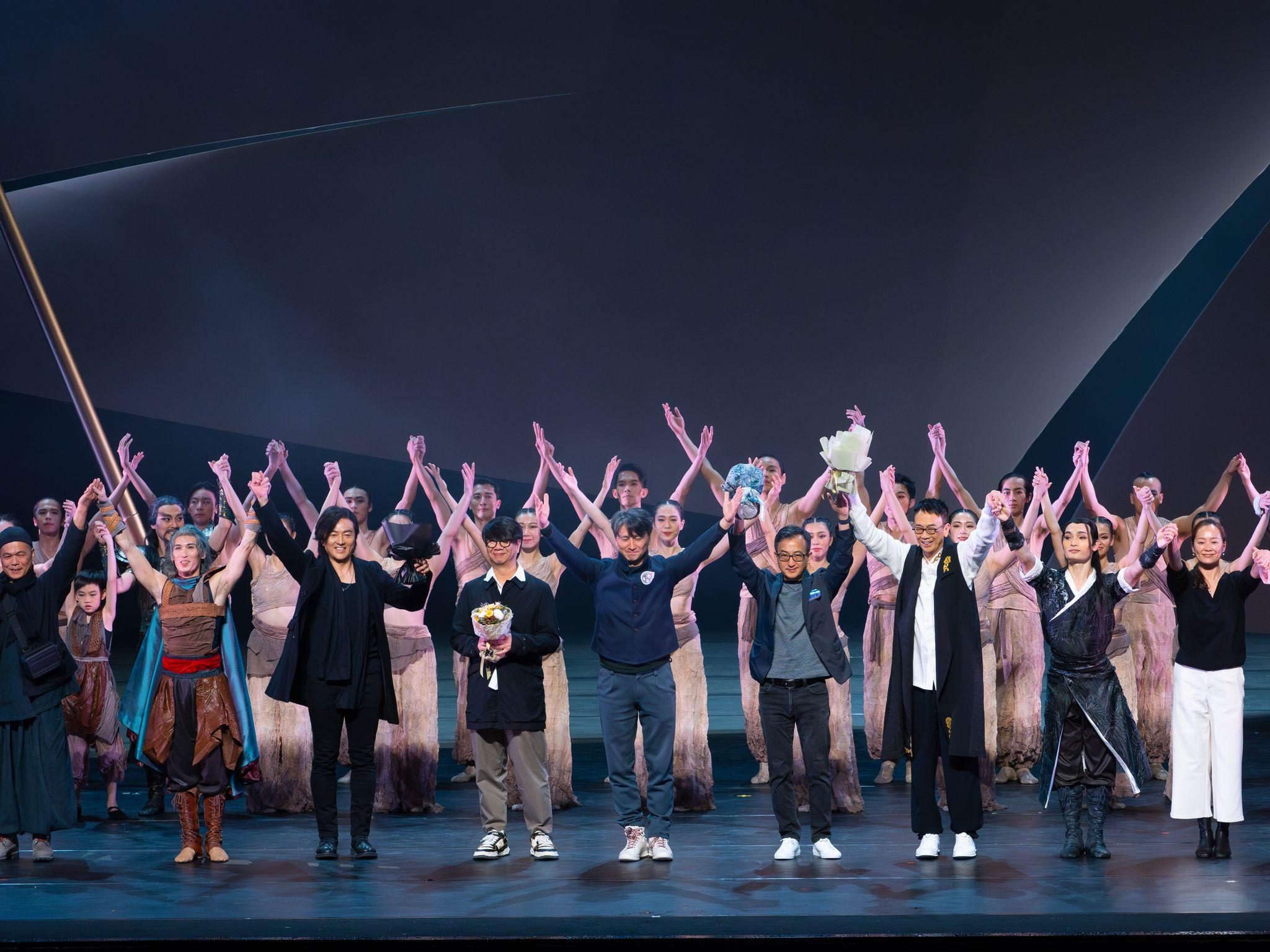 鄭伊健支持香港舞蹈團的「港漫武俠舞劇《風雲》慈善場」。