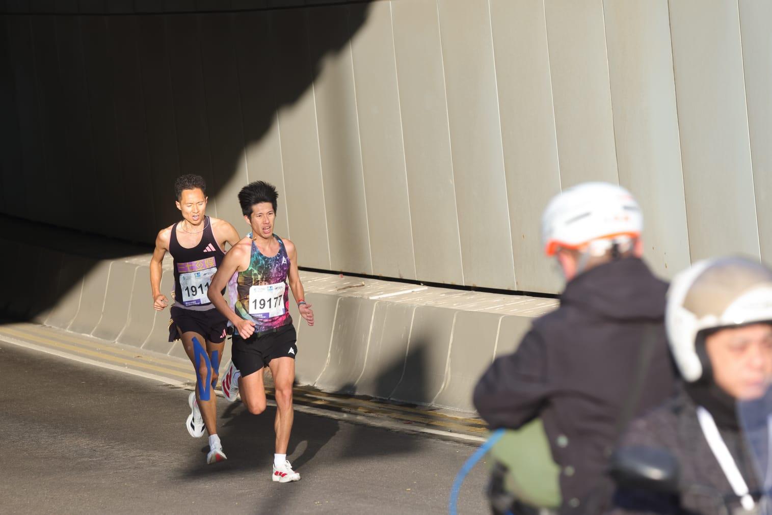香港馬拉松今日舉行。(吳康琦攝)