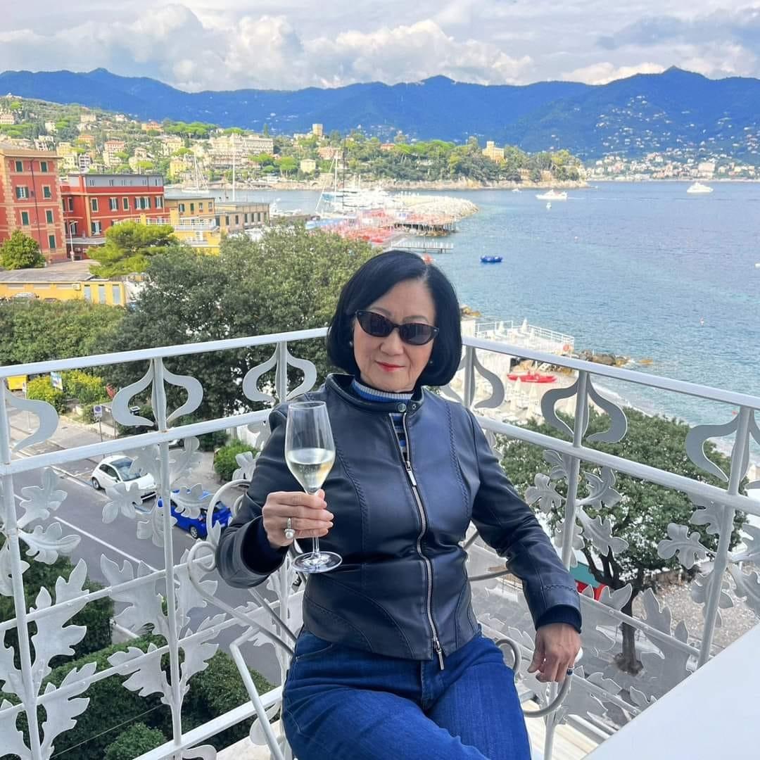 葉劉淑儀不時配戴墨鏡(葉劉淑儀fb)