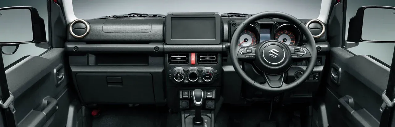 Suzuki Jimny Nomad 五門版標配雙鏡頭防碰撞輔助系統 (Dual Camera Brake Support)