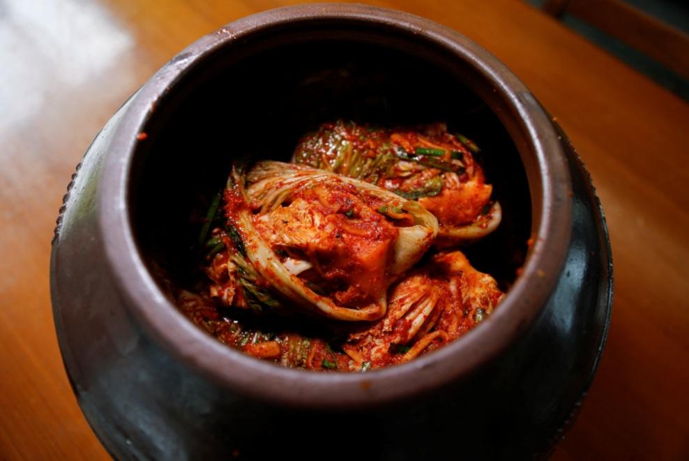 泡菜是韓國引以為傲的國民主食之一。(資料圖片)