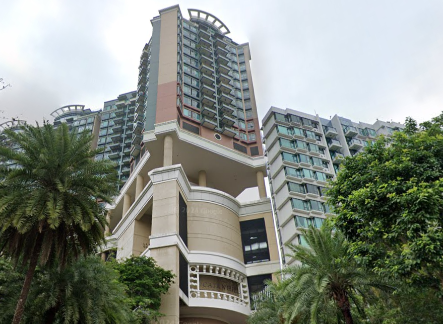 荃灣朗逸峯套三房山景戶,於大年初四獲同區換樓客以「意頭價」838萬元承接,呎價逾8,000元。