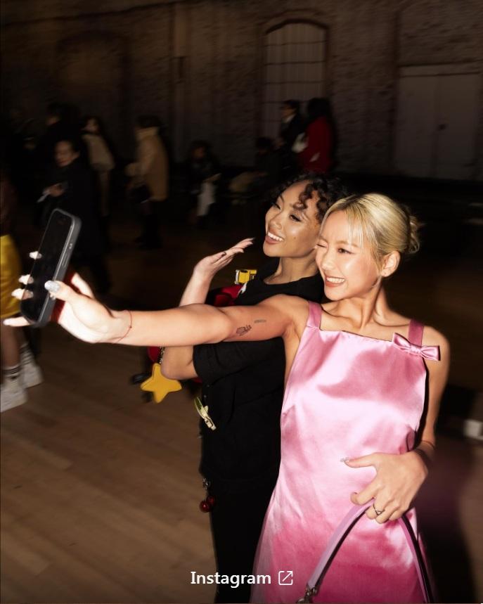 Marf再次與英國歌手Griff碰面,即合照留念。