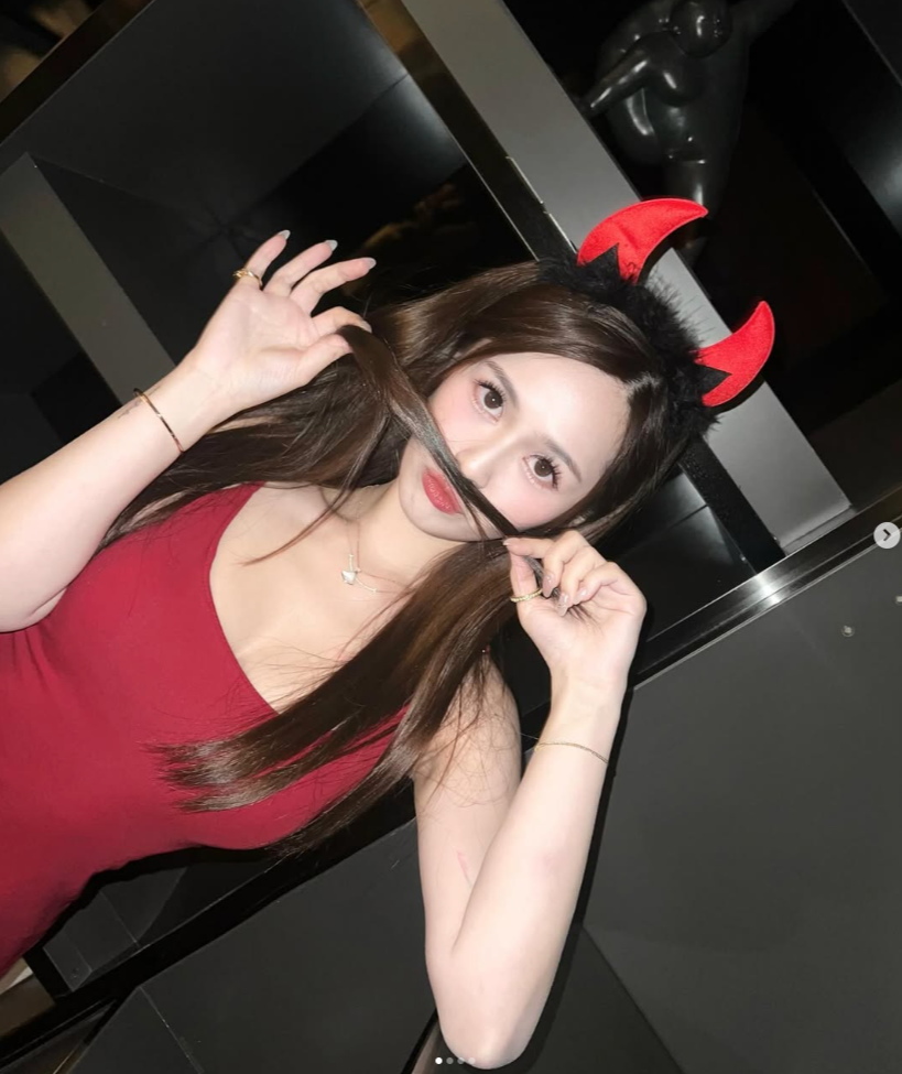 Chiuyi Leung 梁超怡(IG:chiuyiileung)