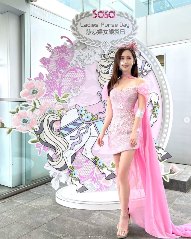 Chiuyi Leung 梁超怡(IG:chiuyiileung)