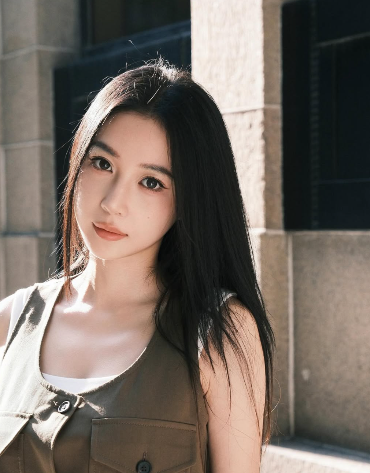 (宣云IG@lunaaay__)