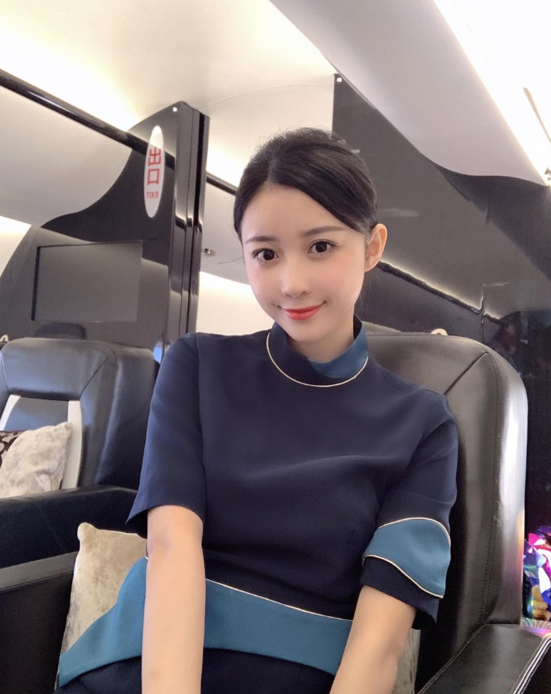 (宣云IG@lunaaay__)