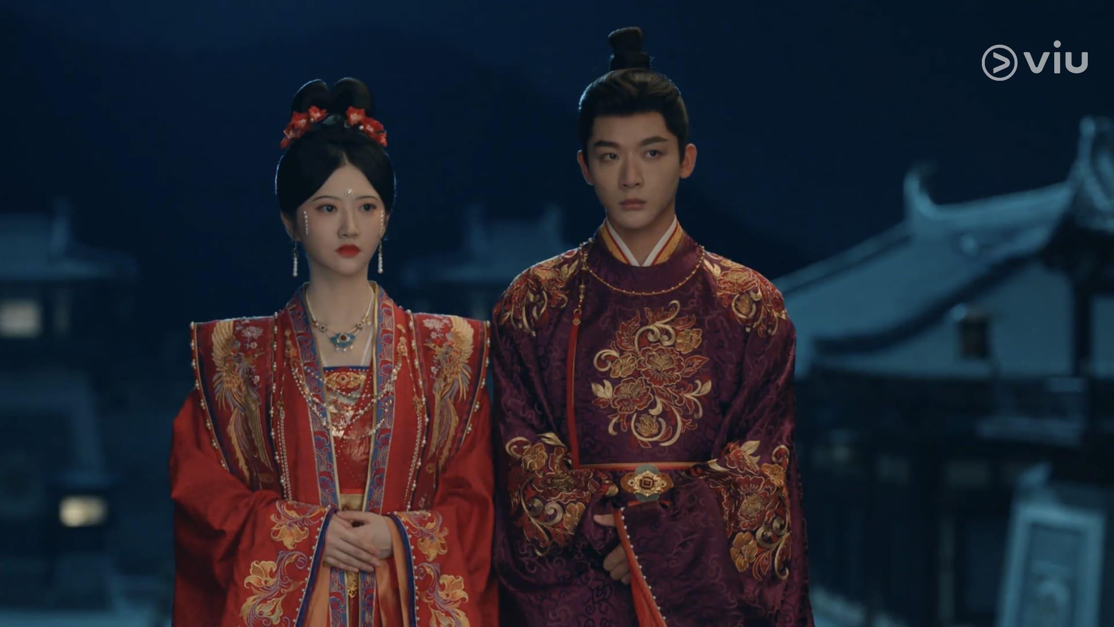 陸劇《似錦》姜似(景甜飾)、郁錦(張晚意飾)。