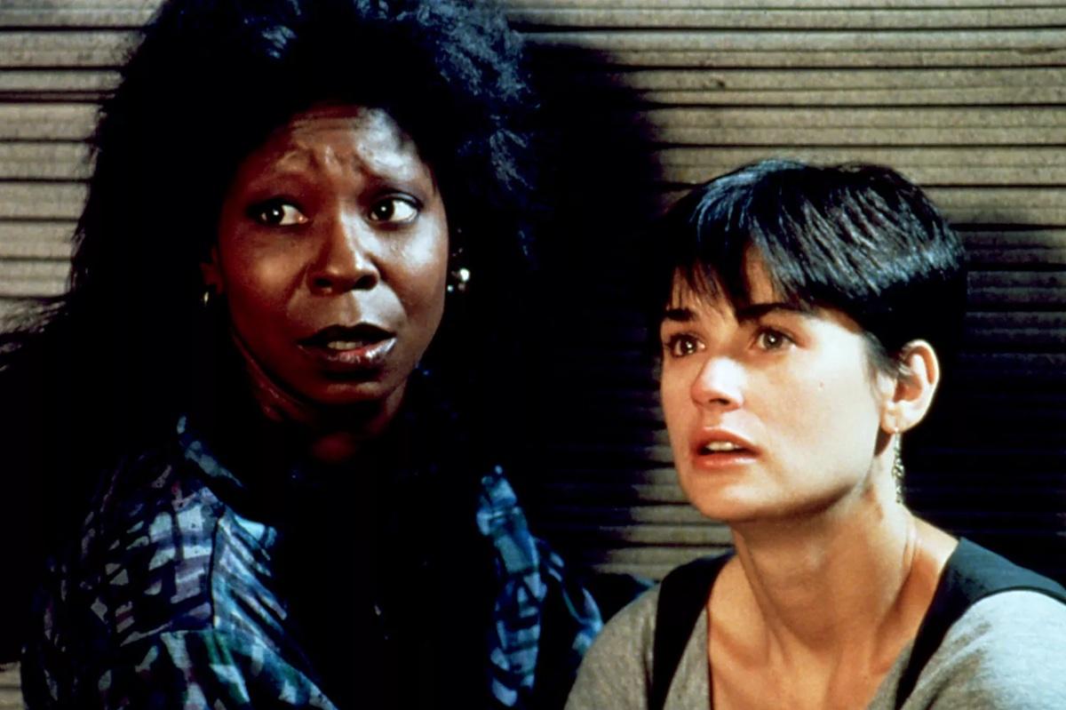 胡比高拔與狄美摩亞曾合作《人鬼情未了》。