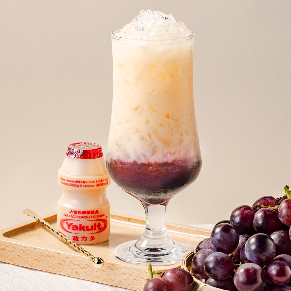 紫提多多 (跟餐價+$15,單點價$28)巨峰提子結合益力多,酸甜平衡,感覺清新。