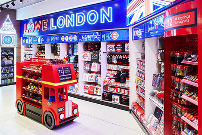 集團目前的盈利主要由設於機場及鐵路站的旅遊用品、食品及手信店帶動。(互聯網)