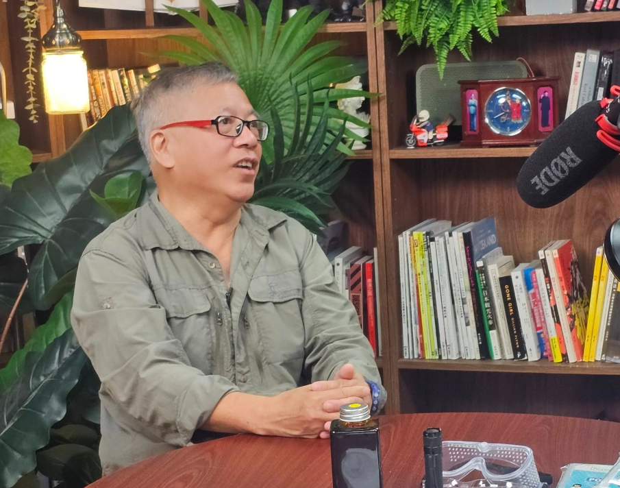 精通化學天文的博士、前化學補習天王K Kwong鄺士山發表看法,並提出前往日本的旅客應注意的三大求生物品。(K Kwong fb)