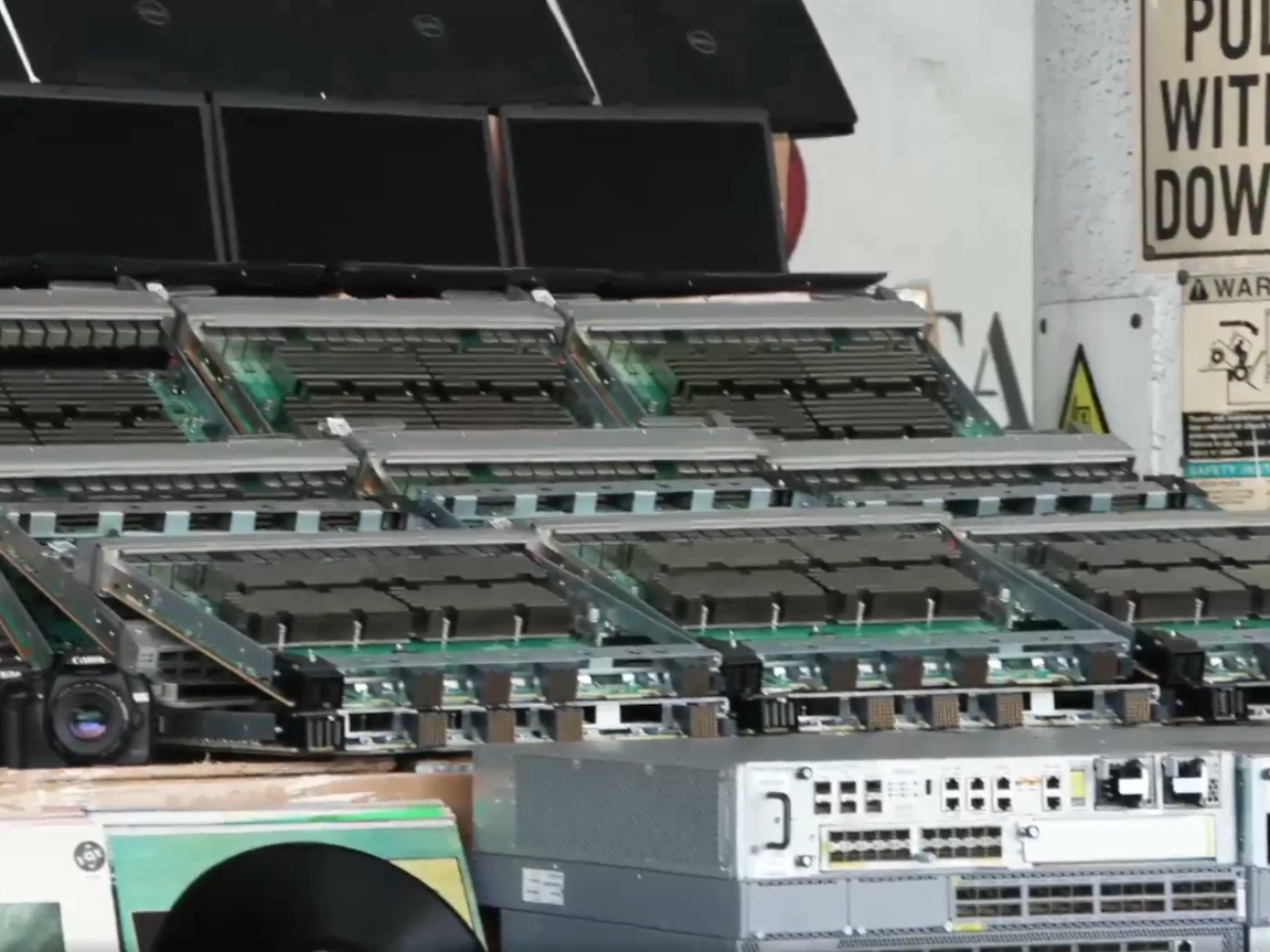 海關破4宗海路走私案,檢3.55億元電子產品。(香港海關Facebook截圖)