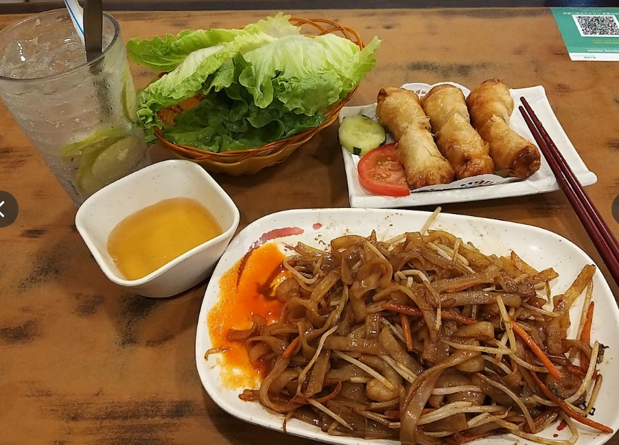 越興園再次宣布將與麵賜園於周日(3月23日)結業,並稱「頂得住疫情,捱不過通關」,不少網友都大感可惜。(網上圖片)