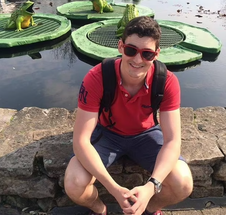 28歲英國遊客威爾(Nick Weir)