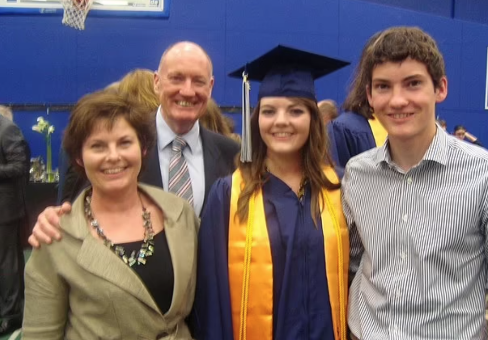 28歲英國遊客威爾(Nick Weir)及家人