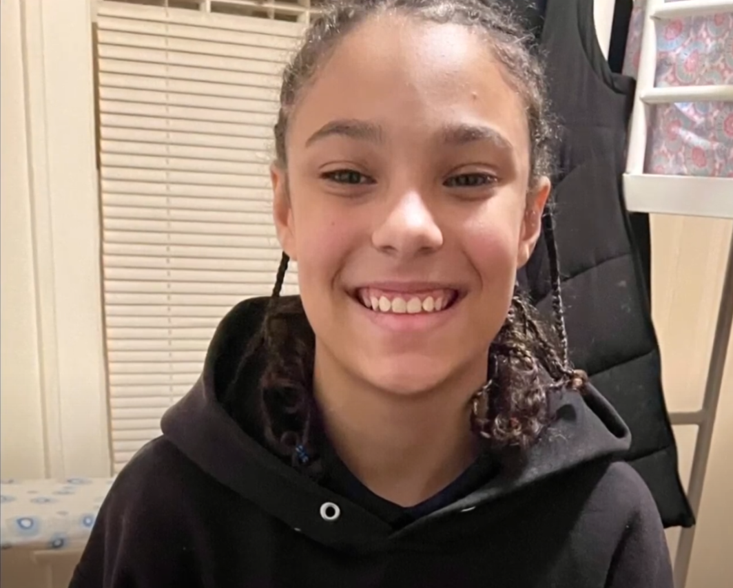 13歲少女拉蒂格 (Keimani Latigue)被發現慘死在一處廢棄房屋內,她雙手被砍斷,且生前遭性侵