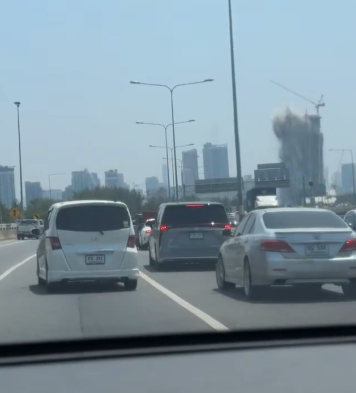 緬甸發生強烈地震,網傳鄰國泰國首都曼谷都感受到震動,有建築倒塌。(x)