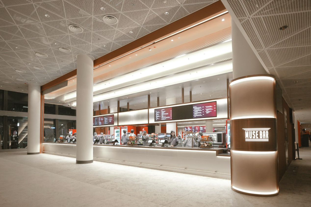 主場館5樓有寬敞的餐飲設施