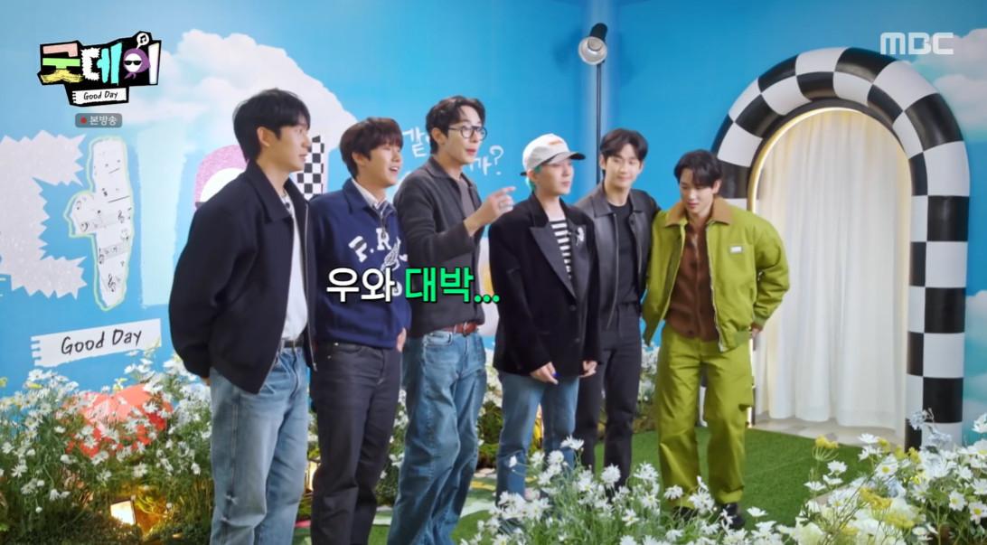 金秀賢(右二)是《Good Day》的客席嘉賓。