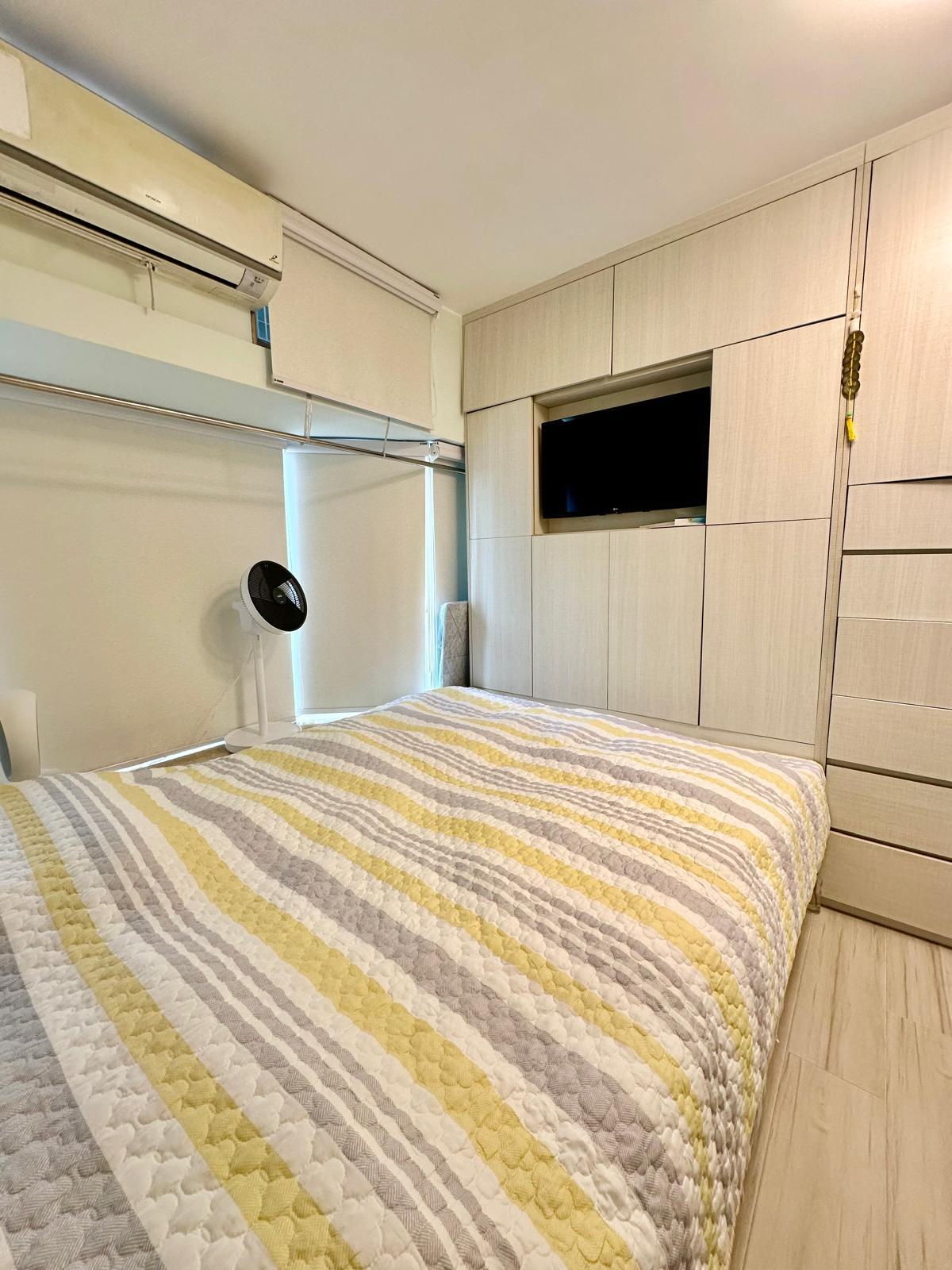 單位有不少梗櫃,收納空間充足。(代理提供)