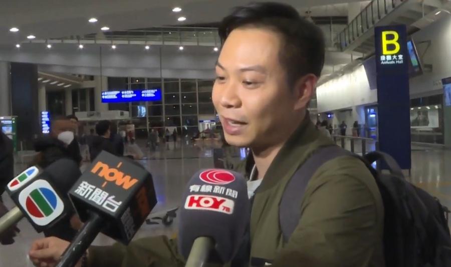 黃先生:迷你滅火筒噴兩下就無晒。(有線新聞截圖)