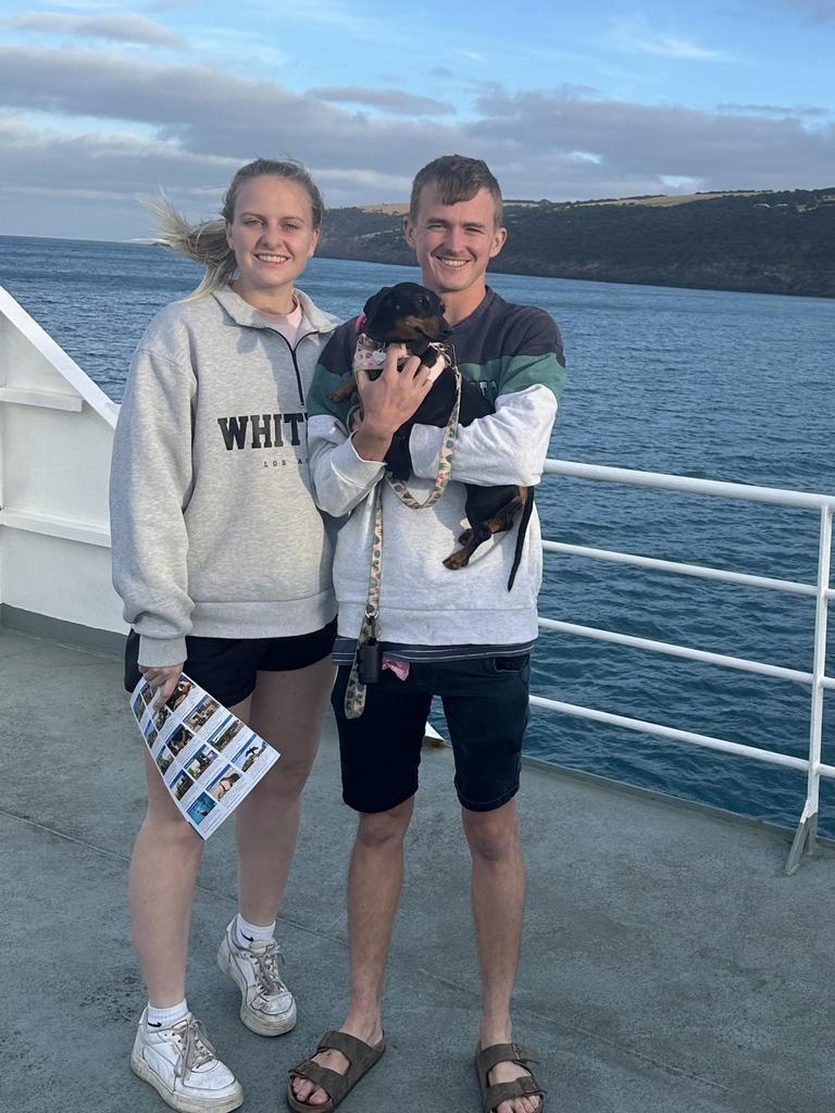 Georgia稱,以前寵愛Valerie就如小公主,亦與牠幾乎寸步不離。(X)