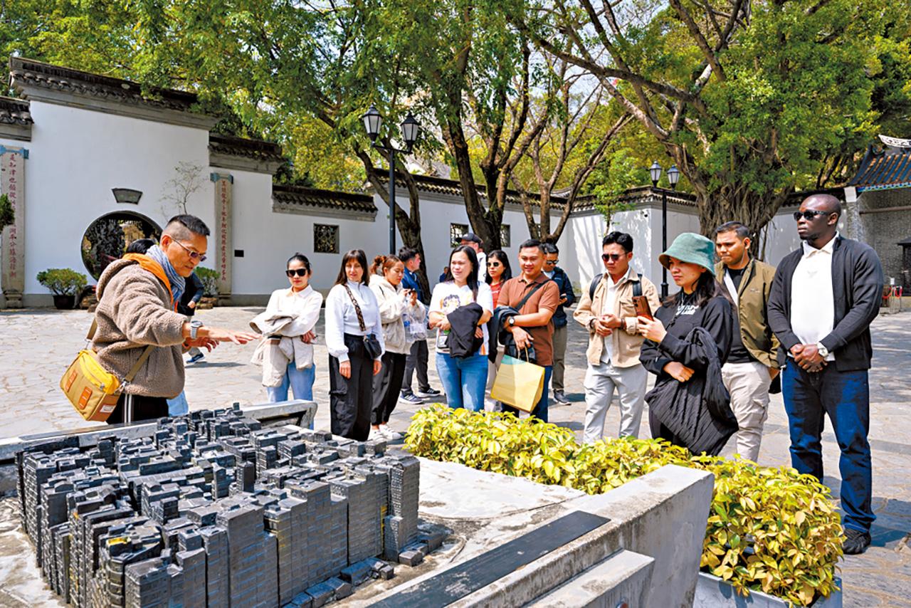 香港旅遊 HelenSleiman