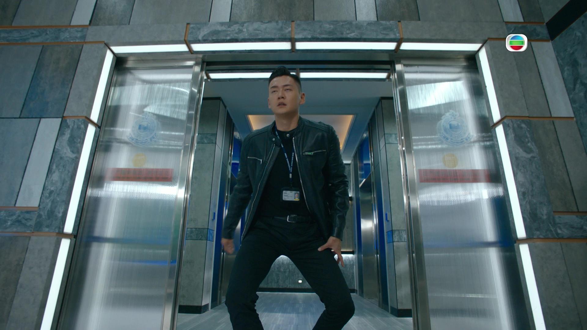 張振朗指搞笑場口成功秘訣竟是拉筋。