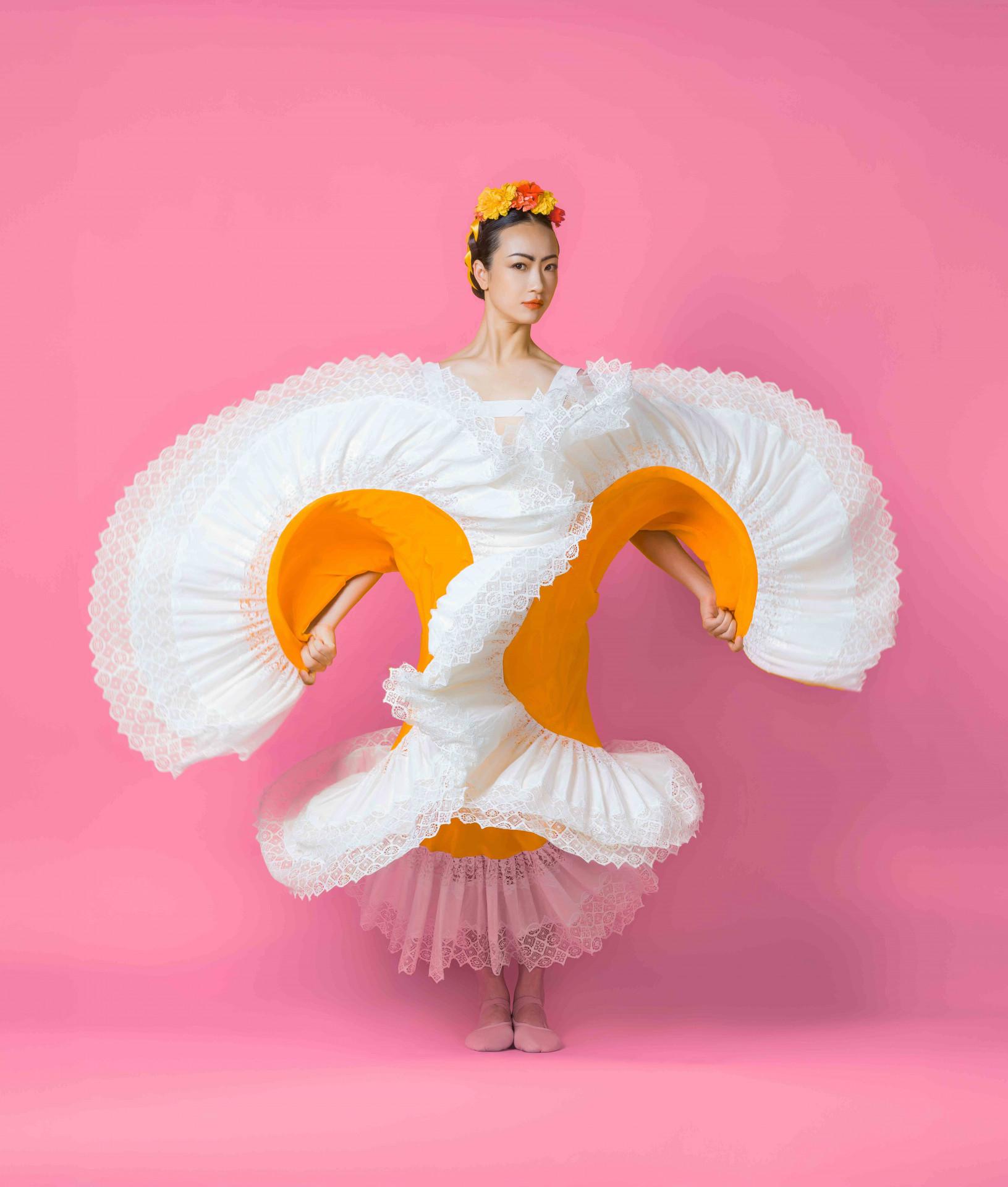 Peter Salem為此劇創作多首充滿拉丁風情的音樂。