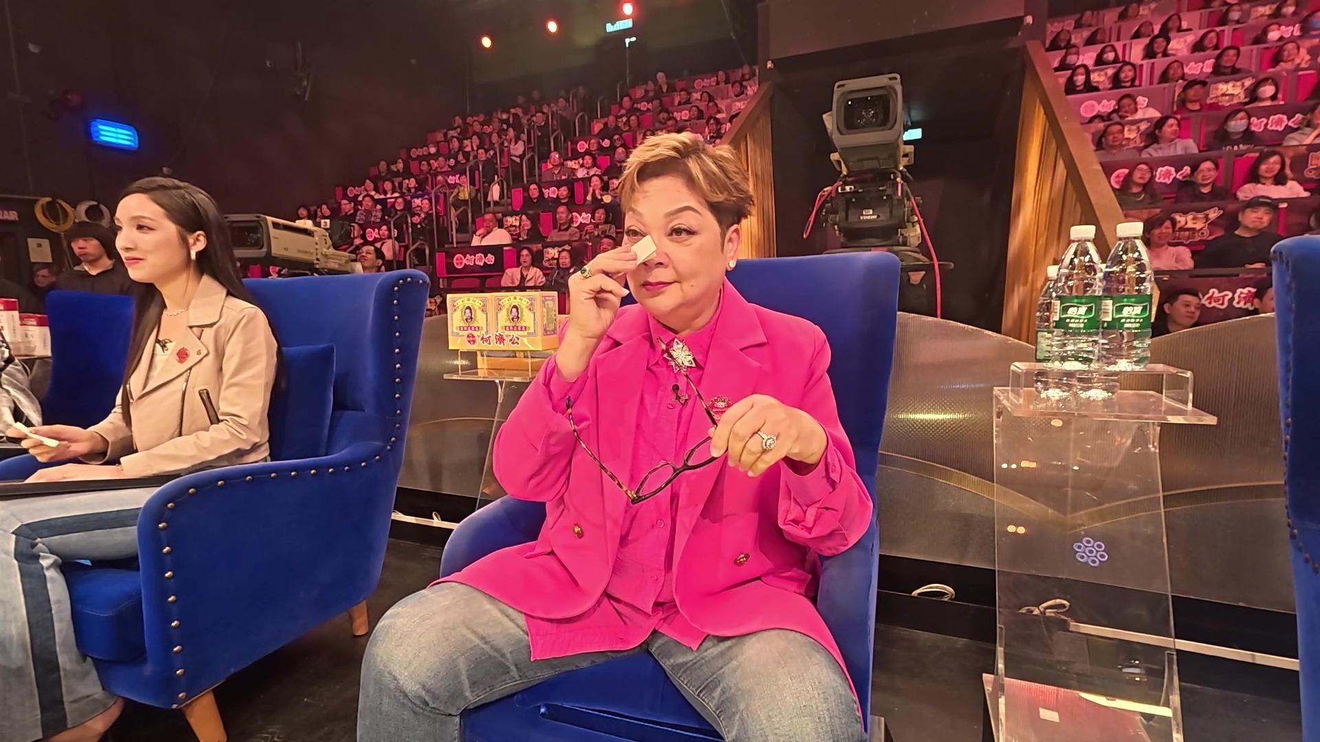 李金凱再次搞喊海兒同肥媽。