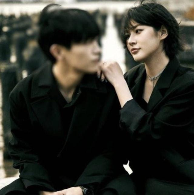 金賽綸與前夫在2023年11月認識後隔年初閃婚,男方曾向她進行監控、辱罵甚至施暴行為。