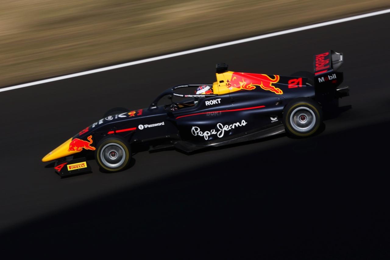 F1中國站,紅牛戰車性能料未能追上麥拿侖。