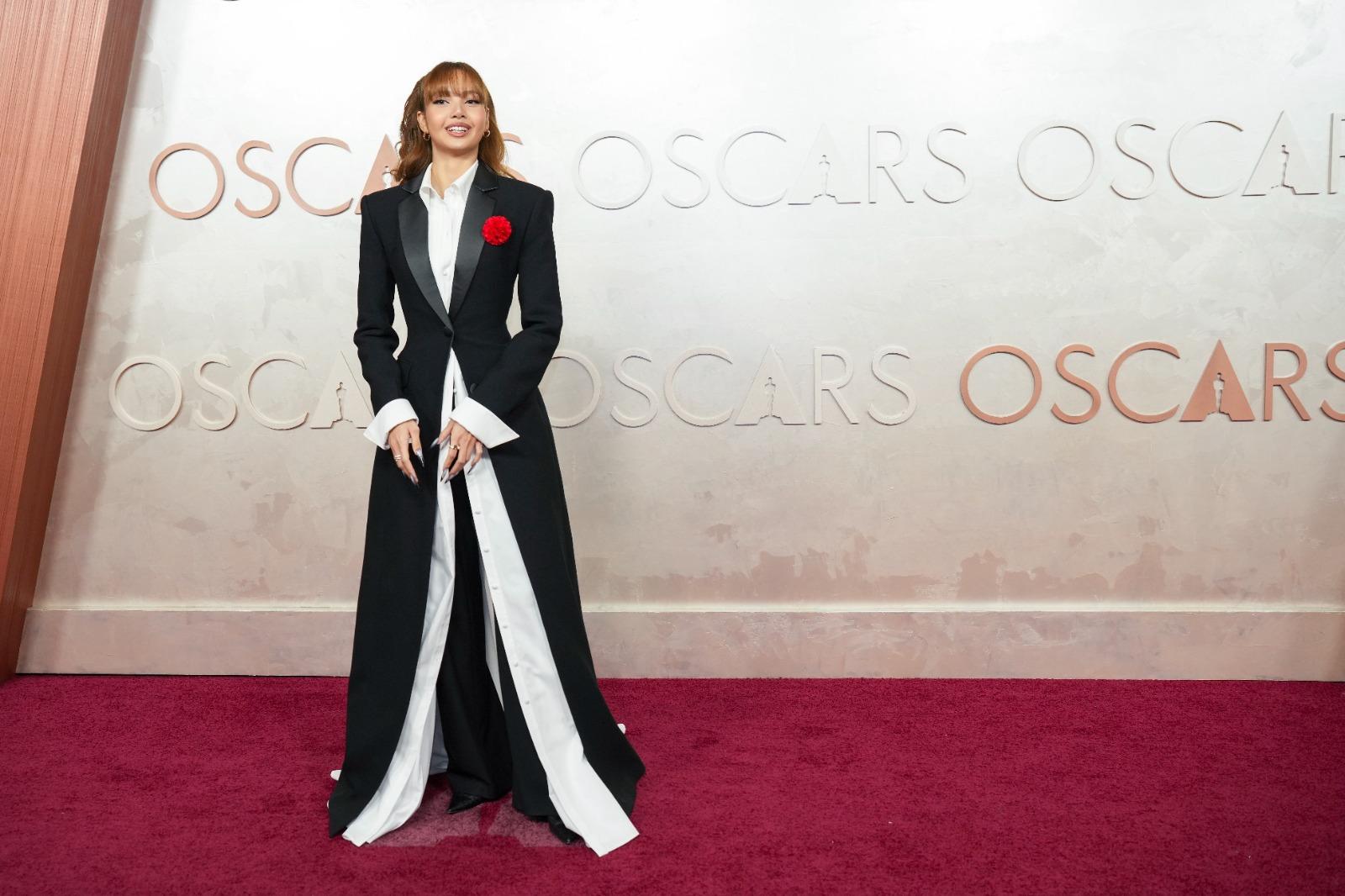 BLACKPINK泰籍成員Lisa盛裝登場。 (美聯社)